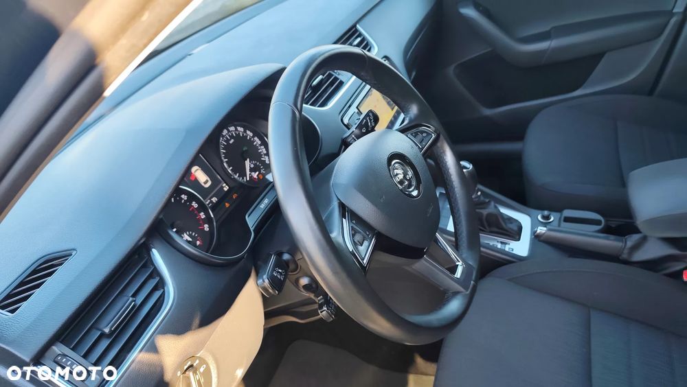 Skoda Octavia 2.0 TDI DSG Ambition - 7