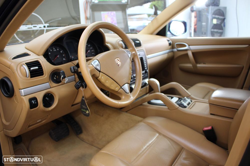 Porsche Cayenne Tiptronic - 20