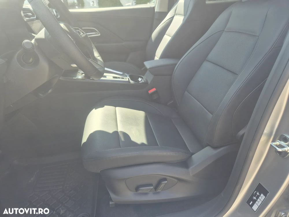 MG ZS HEV 1.5 GSI AT Exclusive - 12