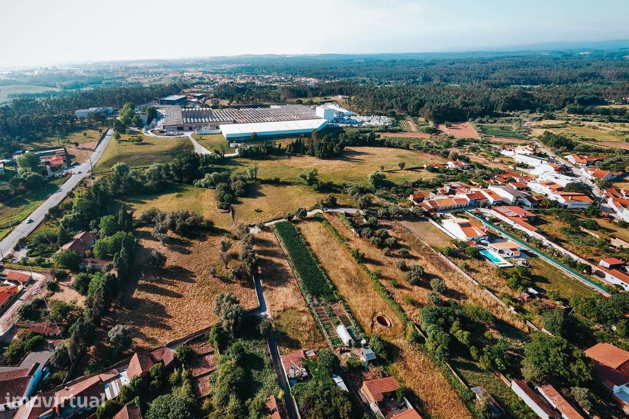 Quinta com 2,68 Hectares e Área Urbanizável de 3.200m2 - Grande imagem: 4/6