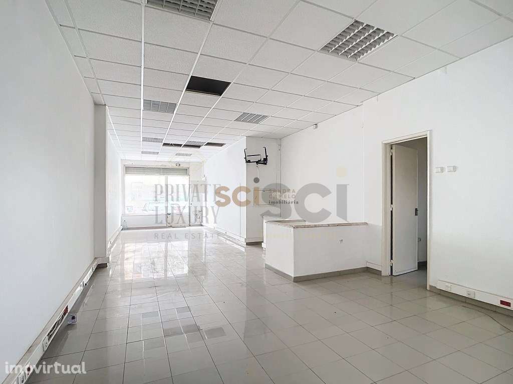 Loja em Carnide, Lisboa - Oportunidade Única - Grande imagem: 2/29