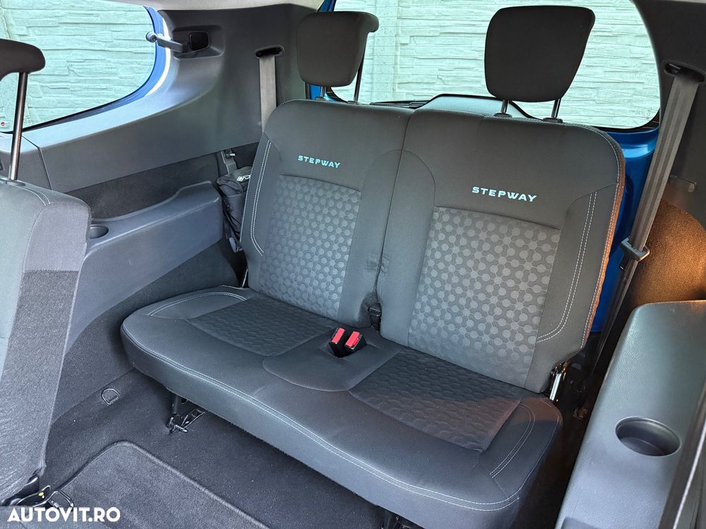 Dacia Lodgy 1.5 dCi Stepway - 17