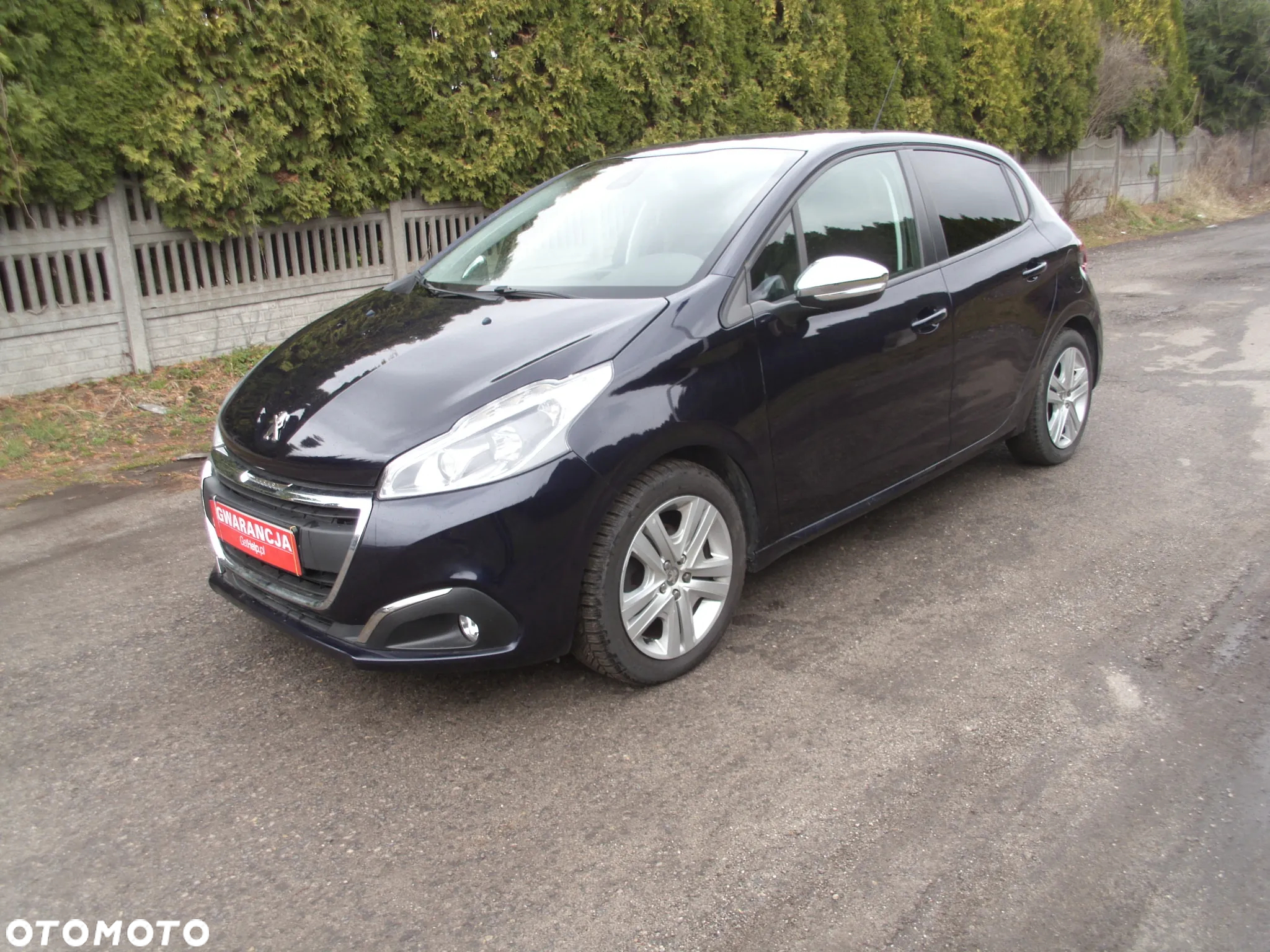 Peugeot 208 1.2 PureTech GPF Allure S&S - 7