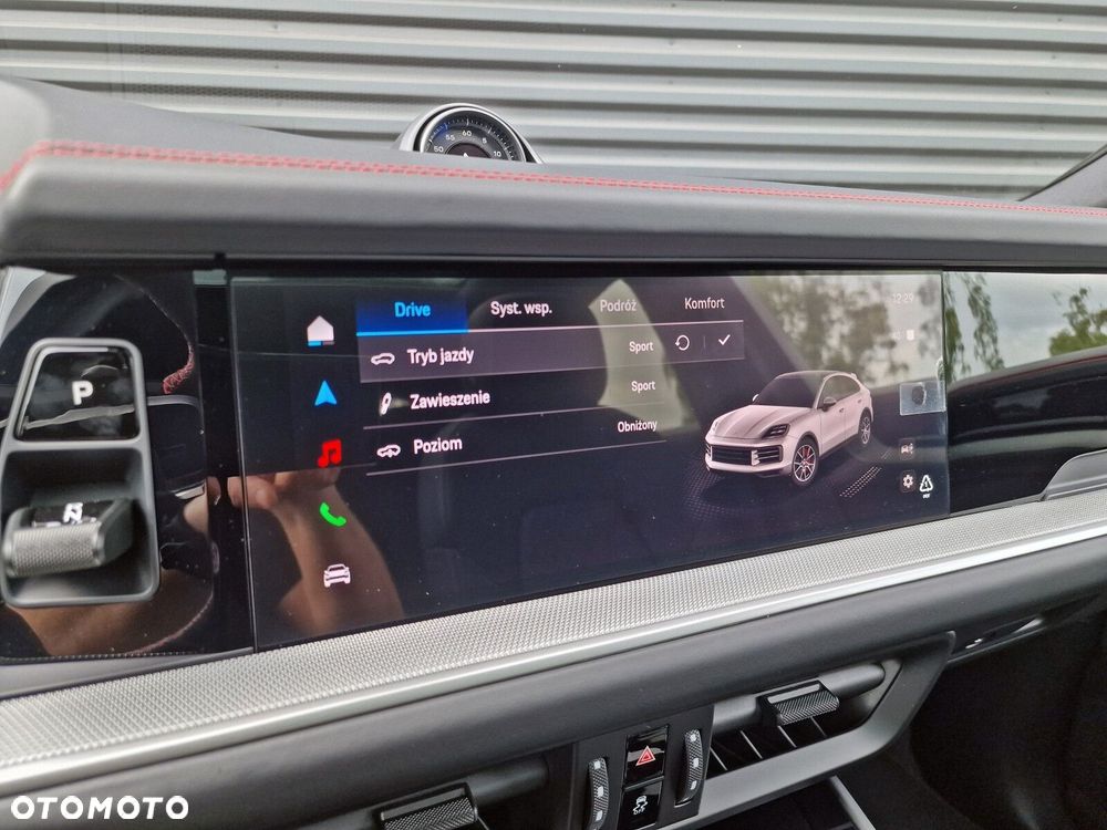 Porsche Cayenne - 16