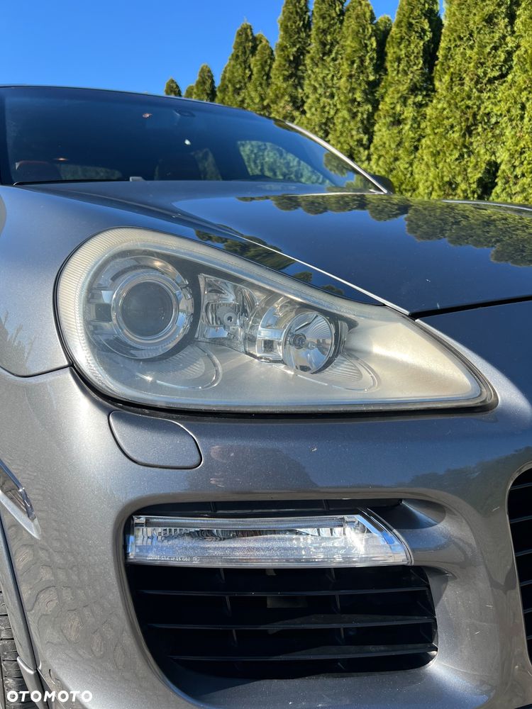 Porsche Cayenne Tiptronic S - 2