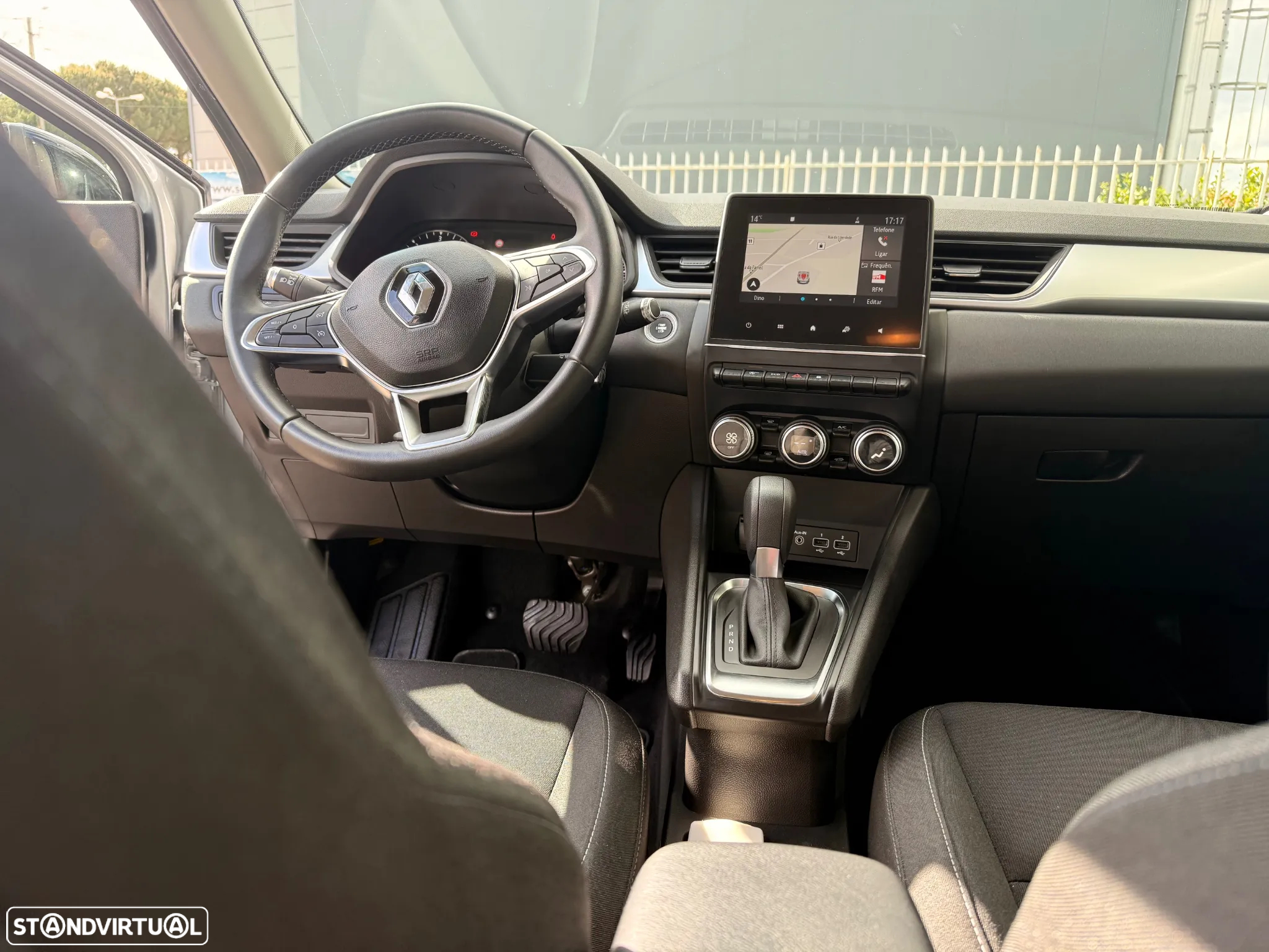 Renault Captur BLUE dCi 115 EDC INTENS - 24