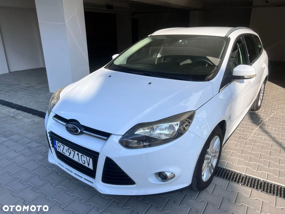 Ford Focus 1.6 SYNC Edition - 32