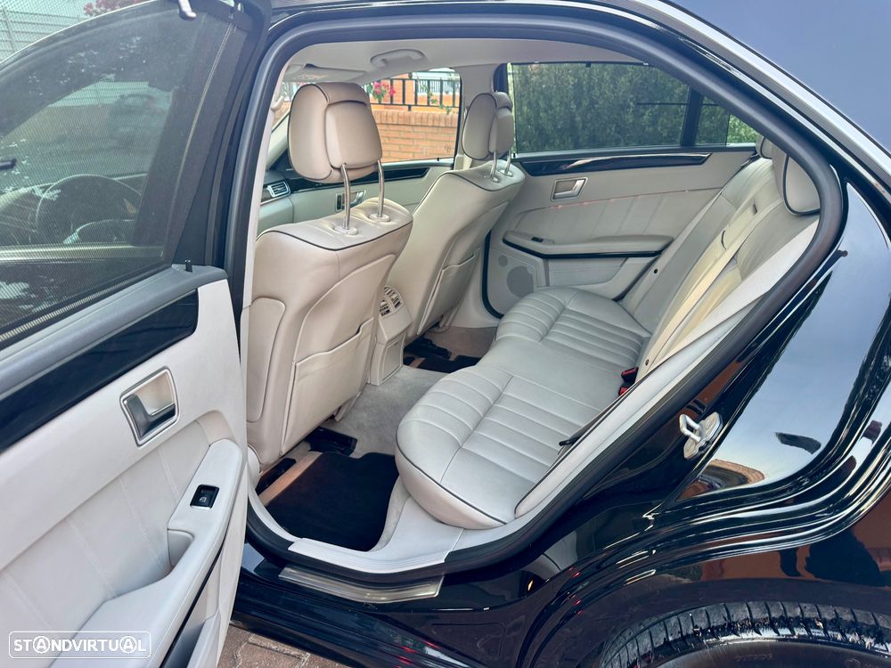 Mercedes-Benz E 300 BLUETEC Hybrid Elegance - 14