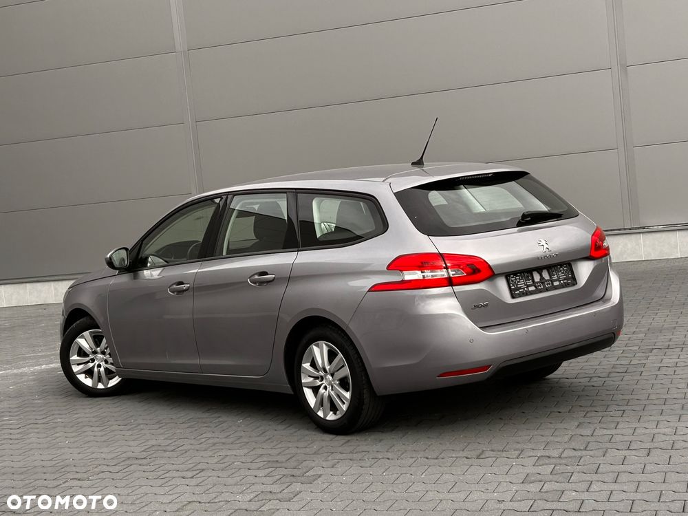 Peugeot 308 - 4
