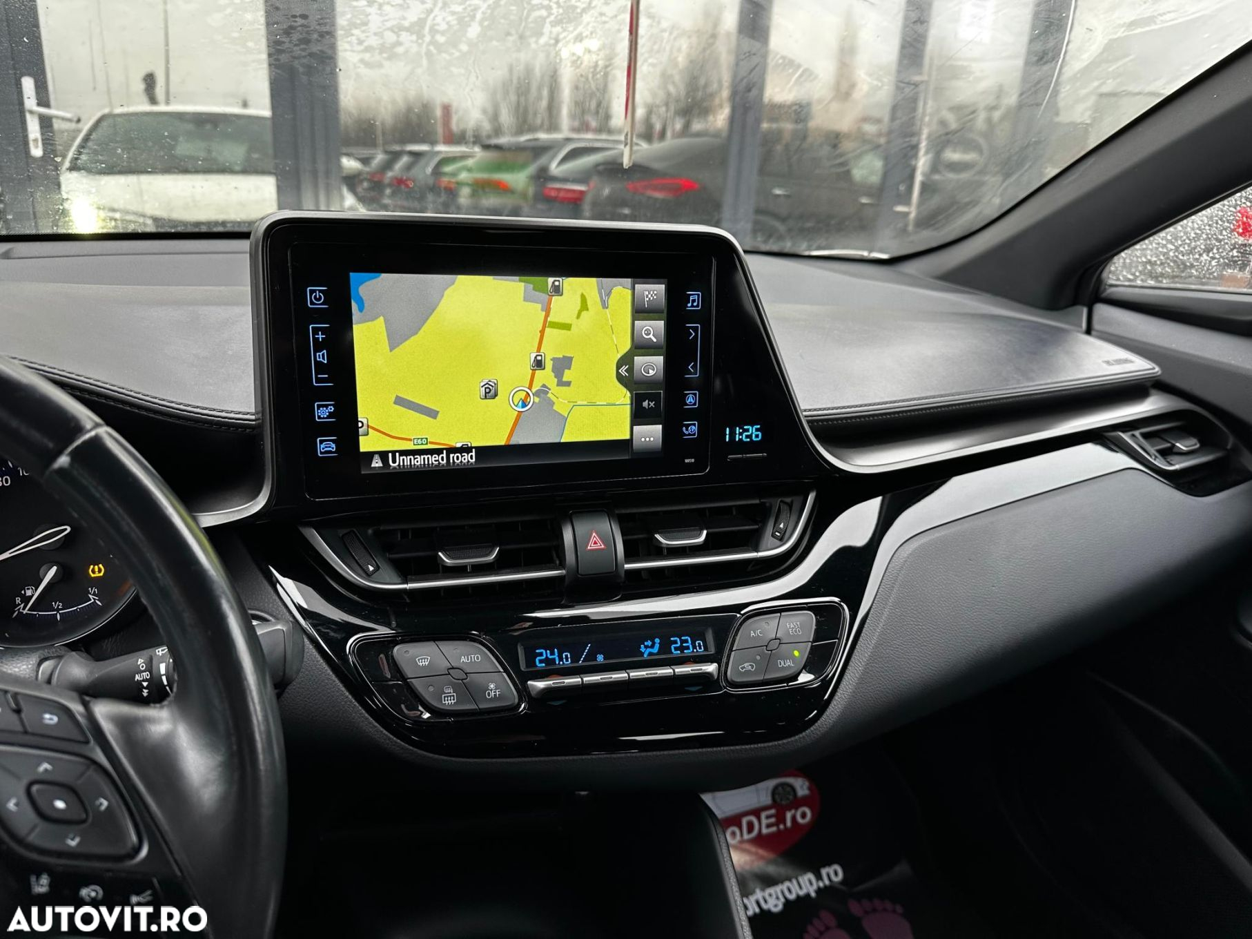 Toyota C-HR - 10