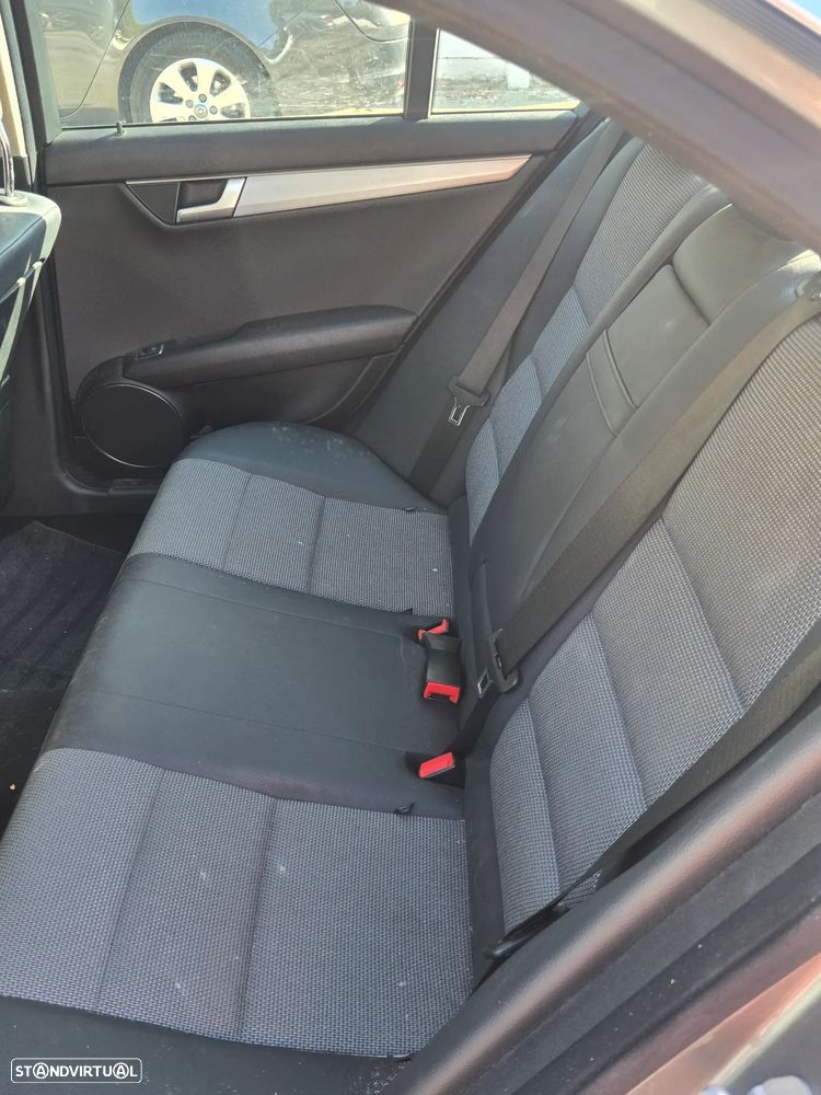 Mercedes-Benz C 200 CDI DPF Auto BlueEFFICIENCY - 7