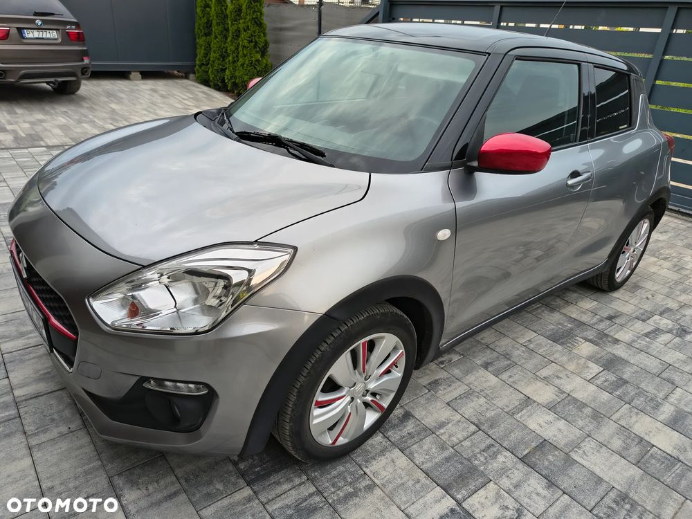Suzuki Swift 1.2 Dualjet Allgrip Comfort - 4