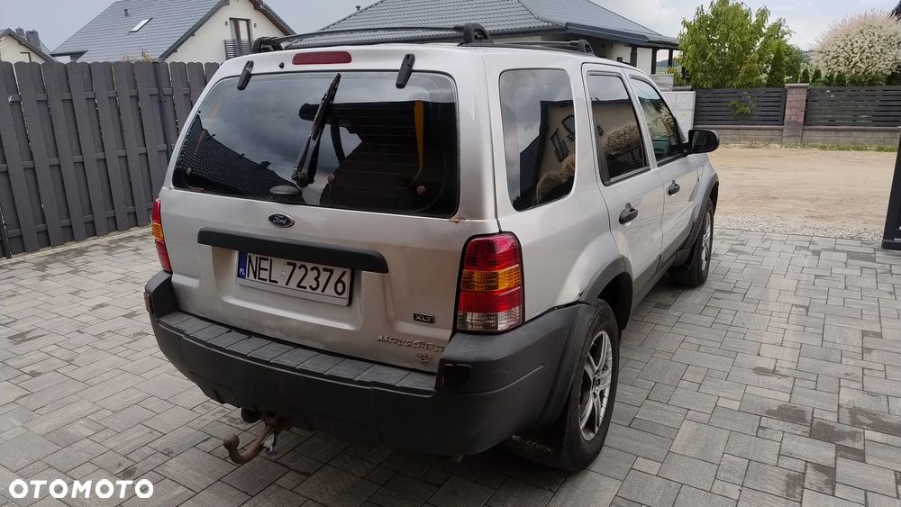 Ford Maverick Highclass - 10