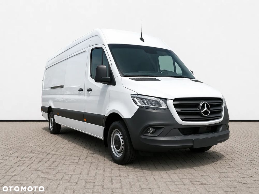 Mercedes-Benz Sprinter - 2