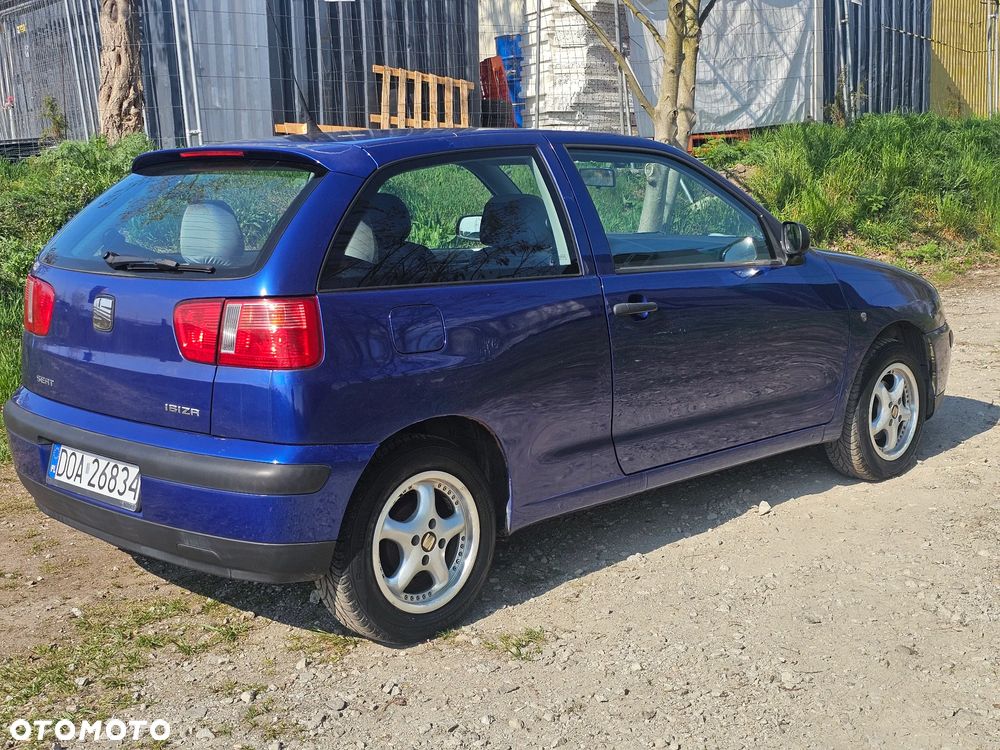 Seat Ibiza 1.4i Select - 3