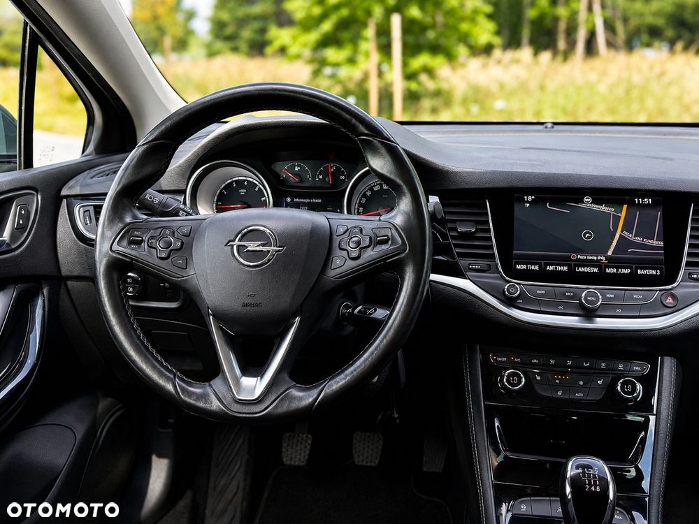 Opel Astra 1.4 T Dynamic S&S - 16