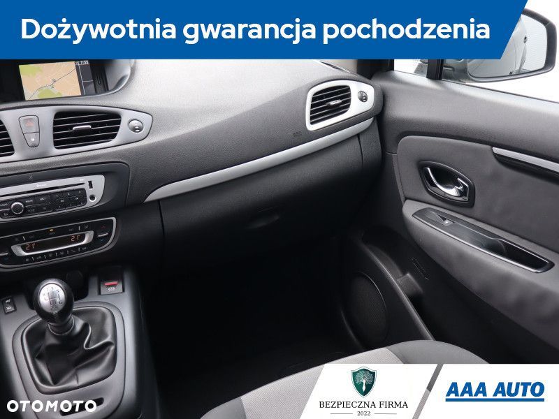 Renault Scenic - 10
