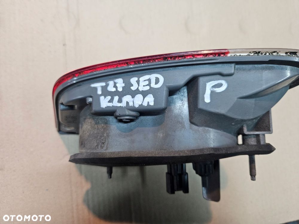 toyota avensis t27 12-14 sedan lampa prawy tył klapa - 3