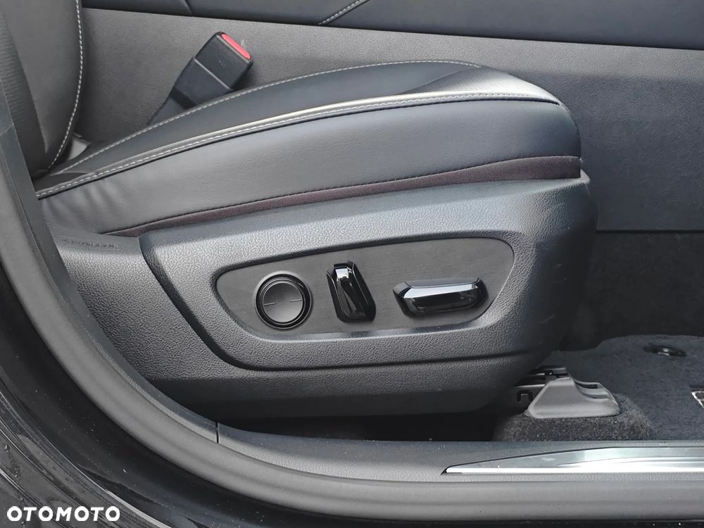 Lexus RX 350h F Sport Design - 27