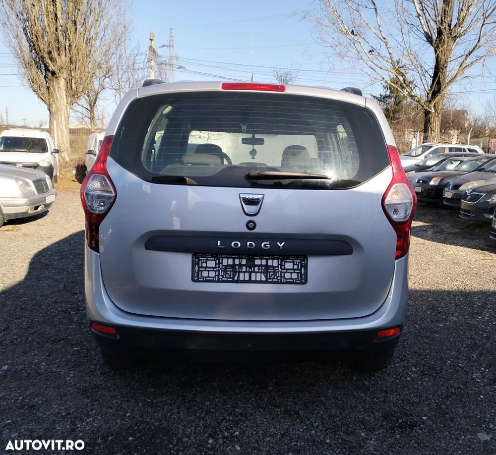 Dacia Lodgy dCi 110 Celebration - 5