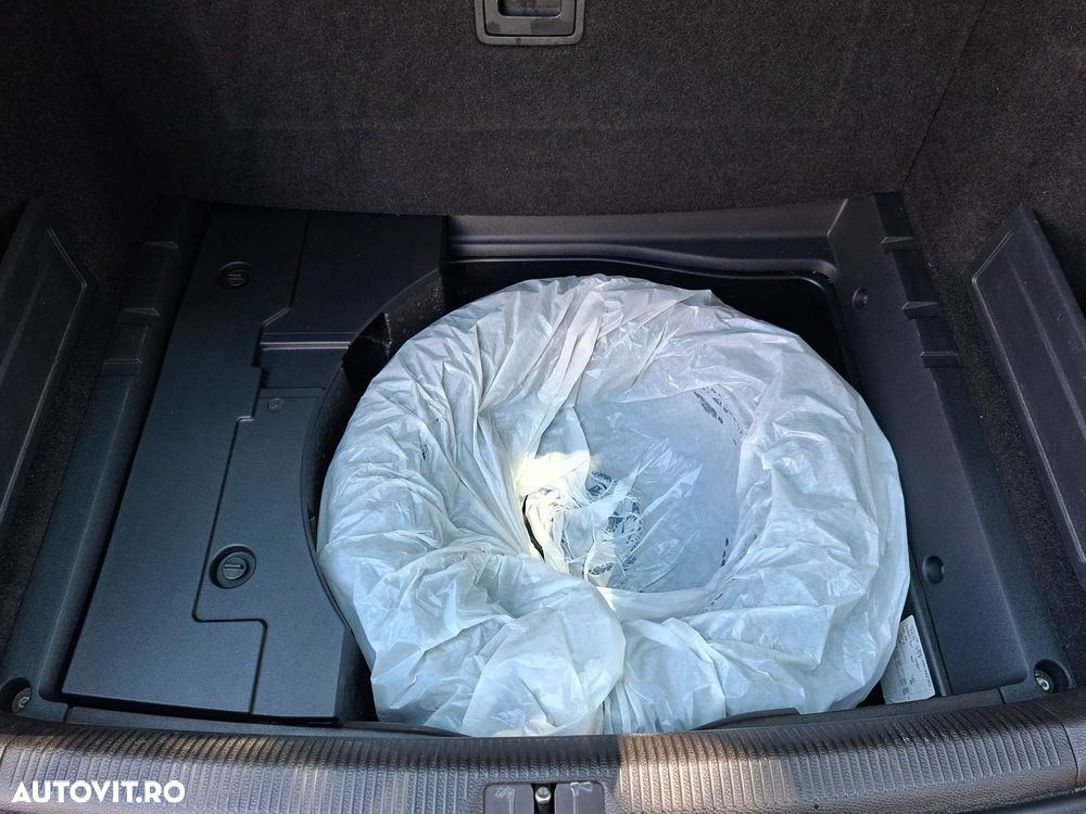Volkswagen Passat 2.0 TDI Blue TDI Comfortline - 12