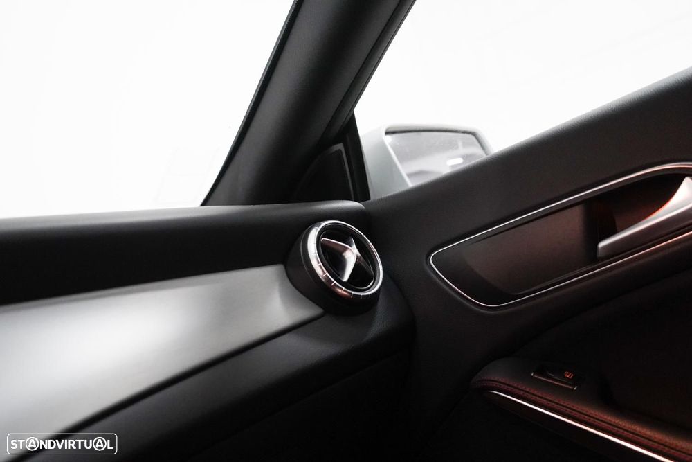 Mercedes-Benz CLA 180 d AMG Line - 16