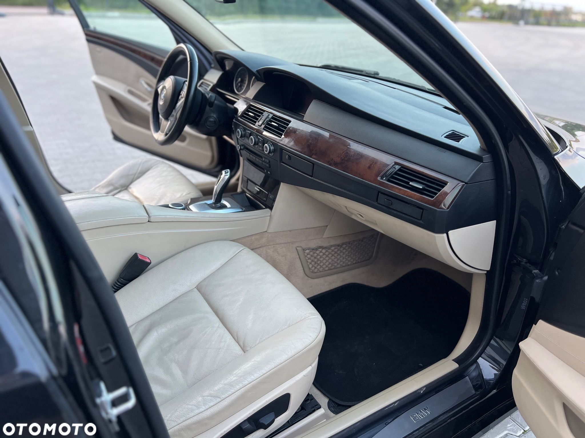 BMW Seria 5 525d Edition Exclusive - 15