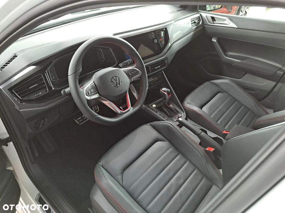 Volkswagen Polo 2.0 TSI GTI DSG - 8