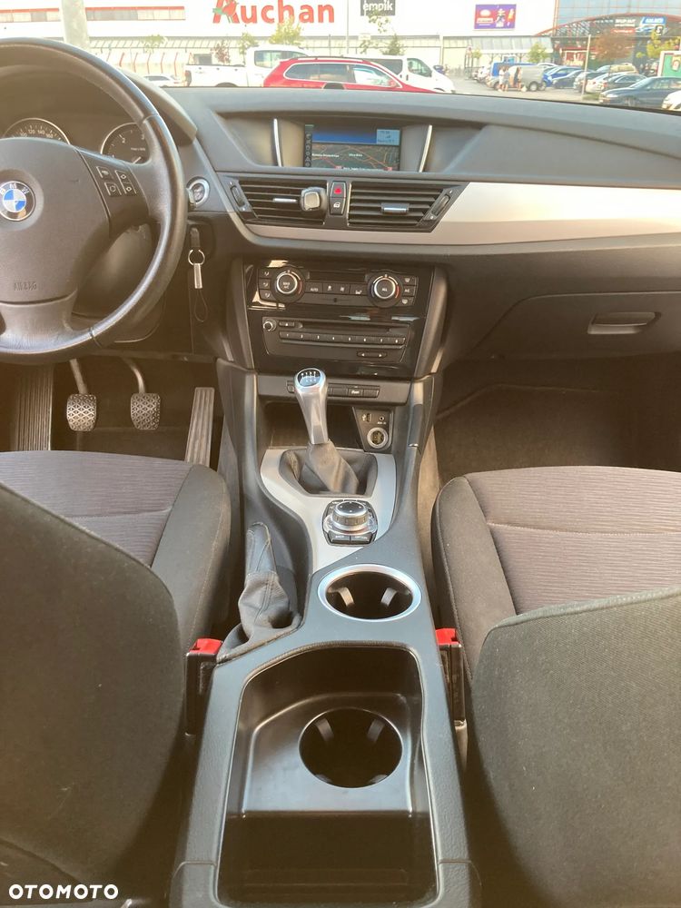 BMW X1 sDrive18d - 21
