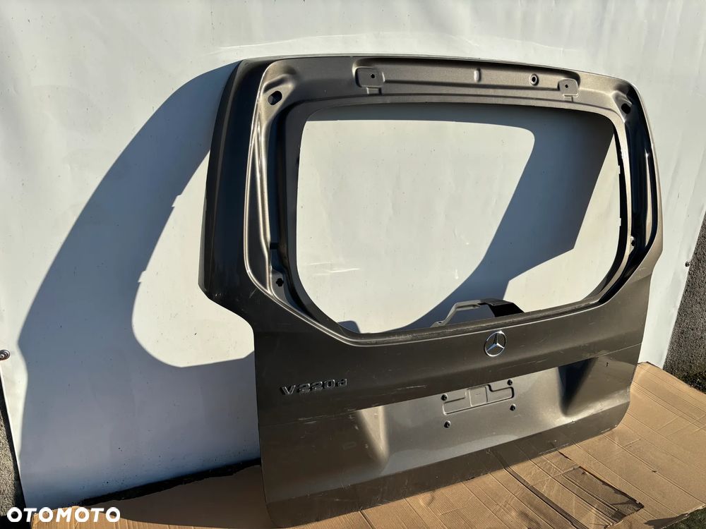 Mercedes V klasa 447 klapa tylna pokrywa bagażnika - 2