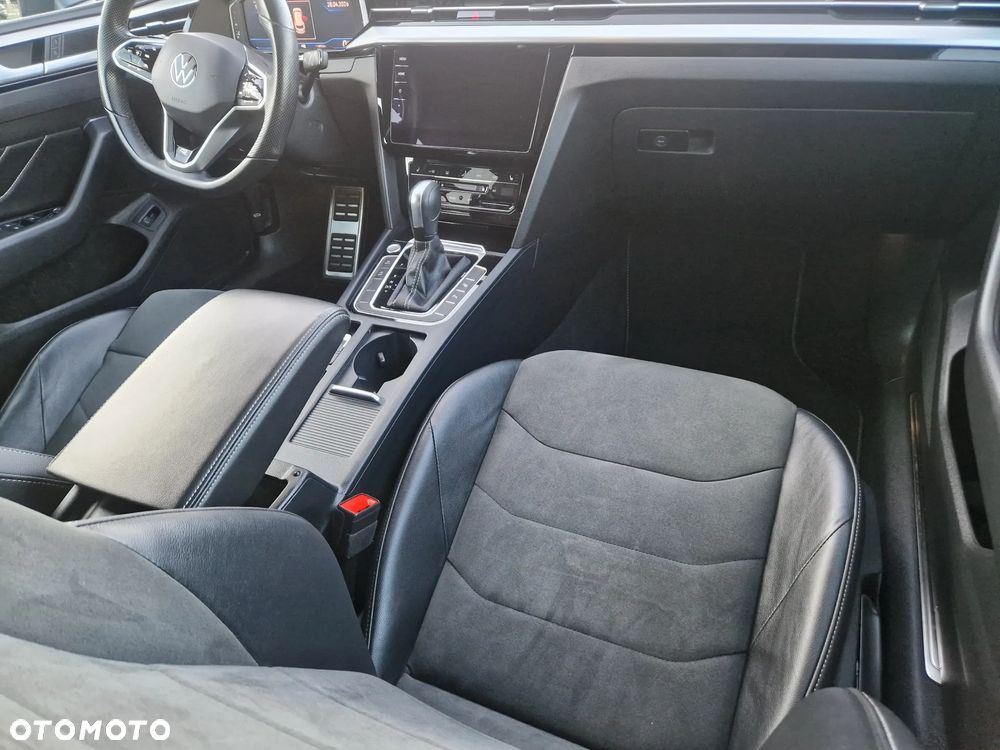 Volkswagen Arteon 2.0 TDI SCR 4Motion DSG R-Line - 30