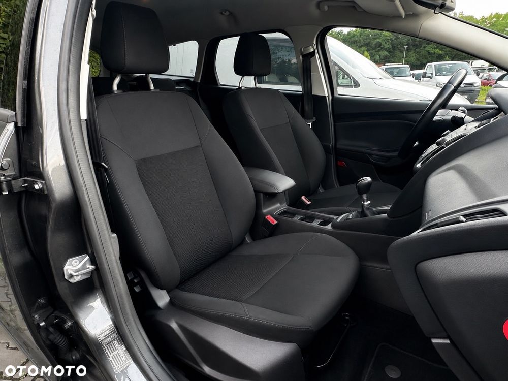Ford Focus 1.0 EcoBoost Gold X (Trend) - 11