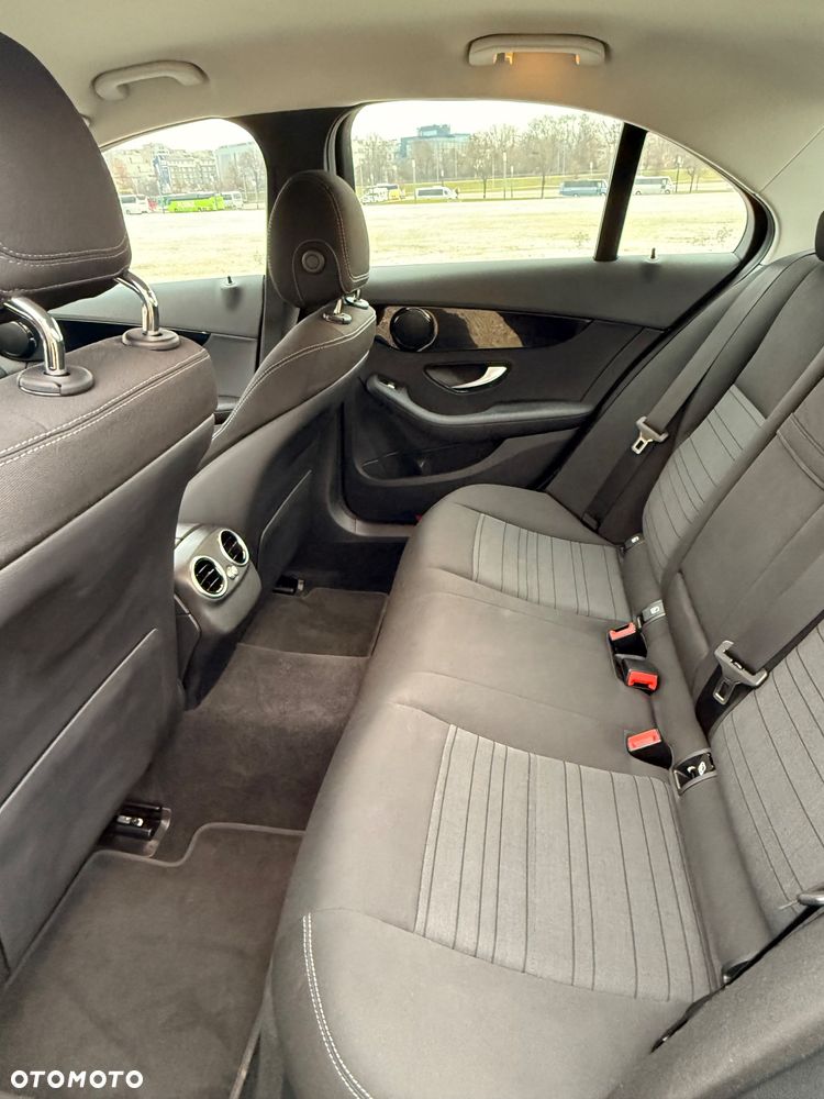Mercedes-Benz Klasa C 160 9G-TRONIC - 9