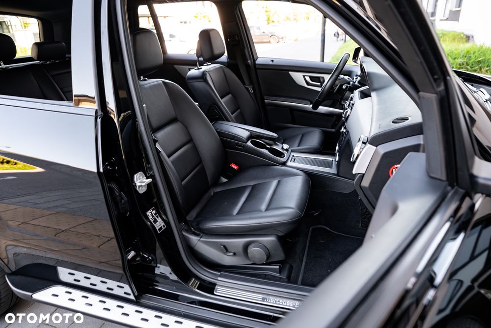 Mercedes-Benz GLK 250 7G-TRONIC - 27