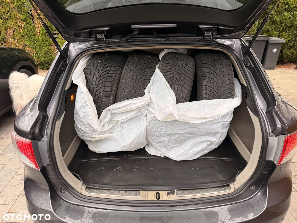 Toyota Avensis 2.0 Sol plus MS - 9