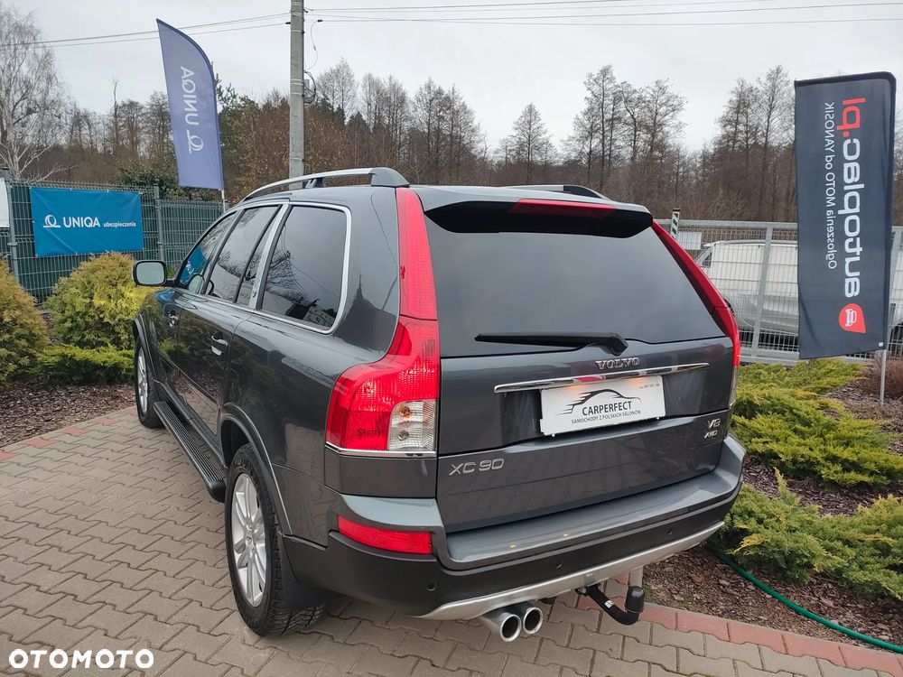 Volvo XC 90 V8 Executive - 12