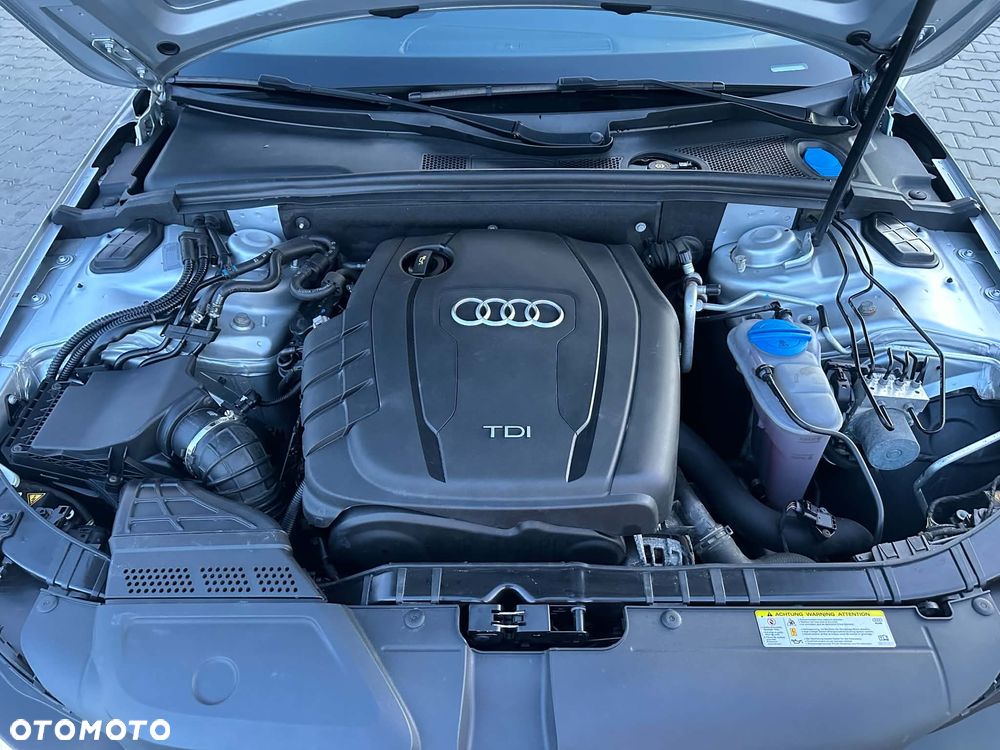 Audi A4 Avant 2.0 TDI DPF quattro Attraction - 33