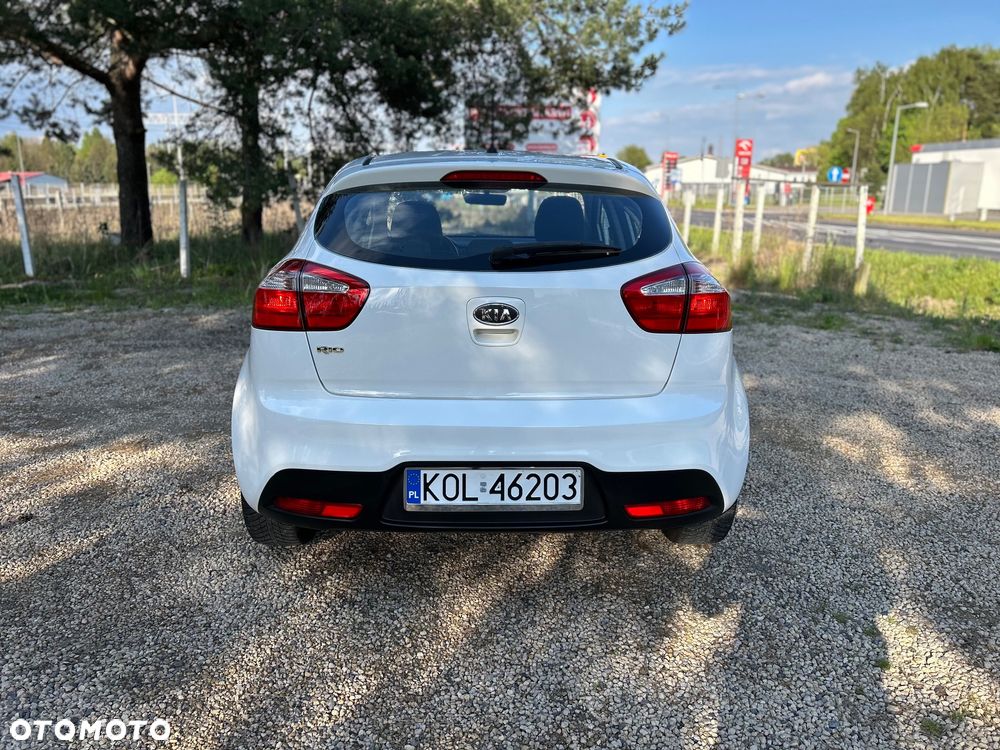 Kia Rio 1.4 Edition 7 - 9