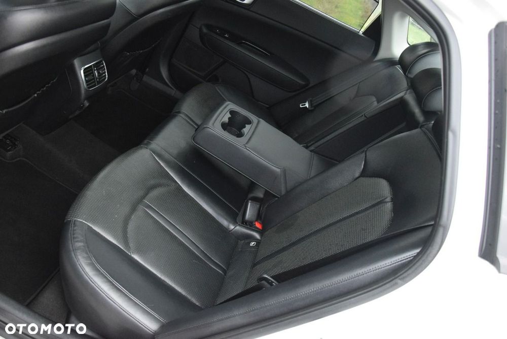 Kia Optima - 19