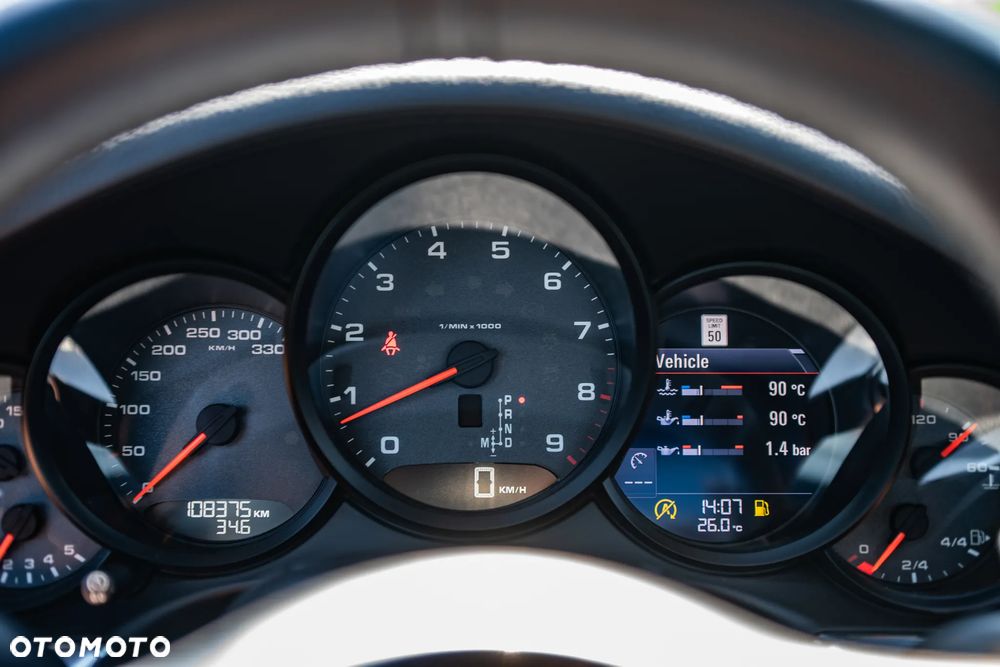Porsche 911 Carrera PDK - 25