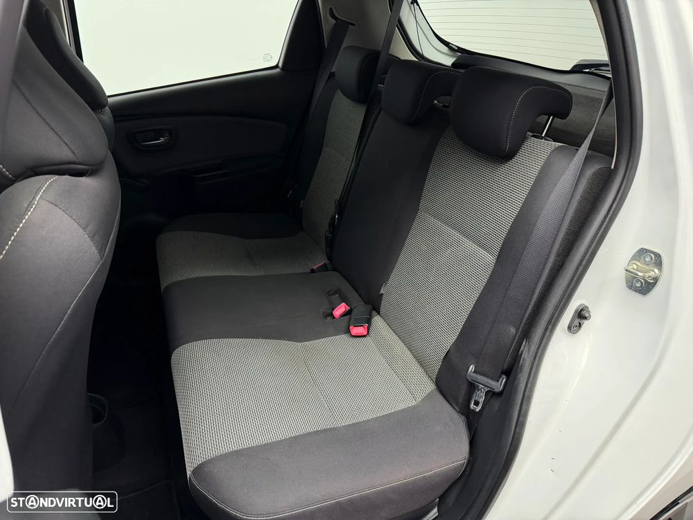 Toyota Yaris 1.5 HSD Comfort - 10