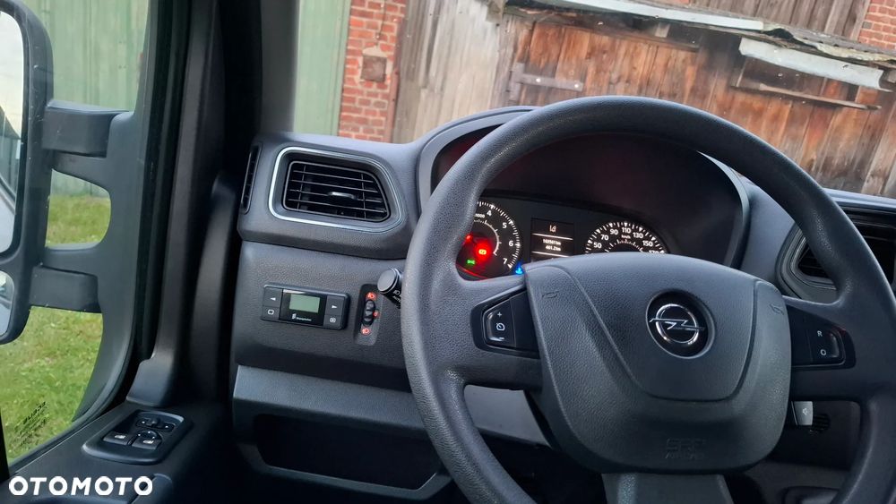 Opel Movano - 10