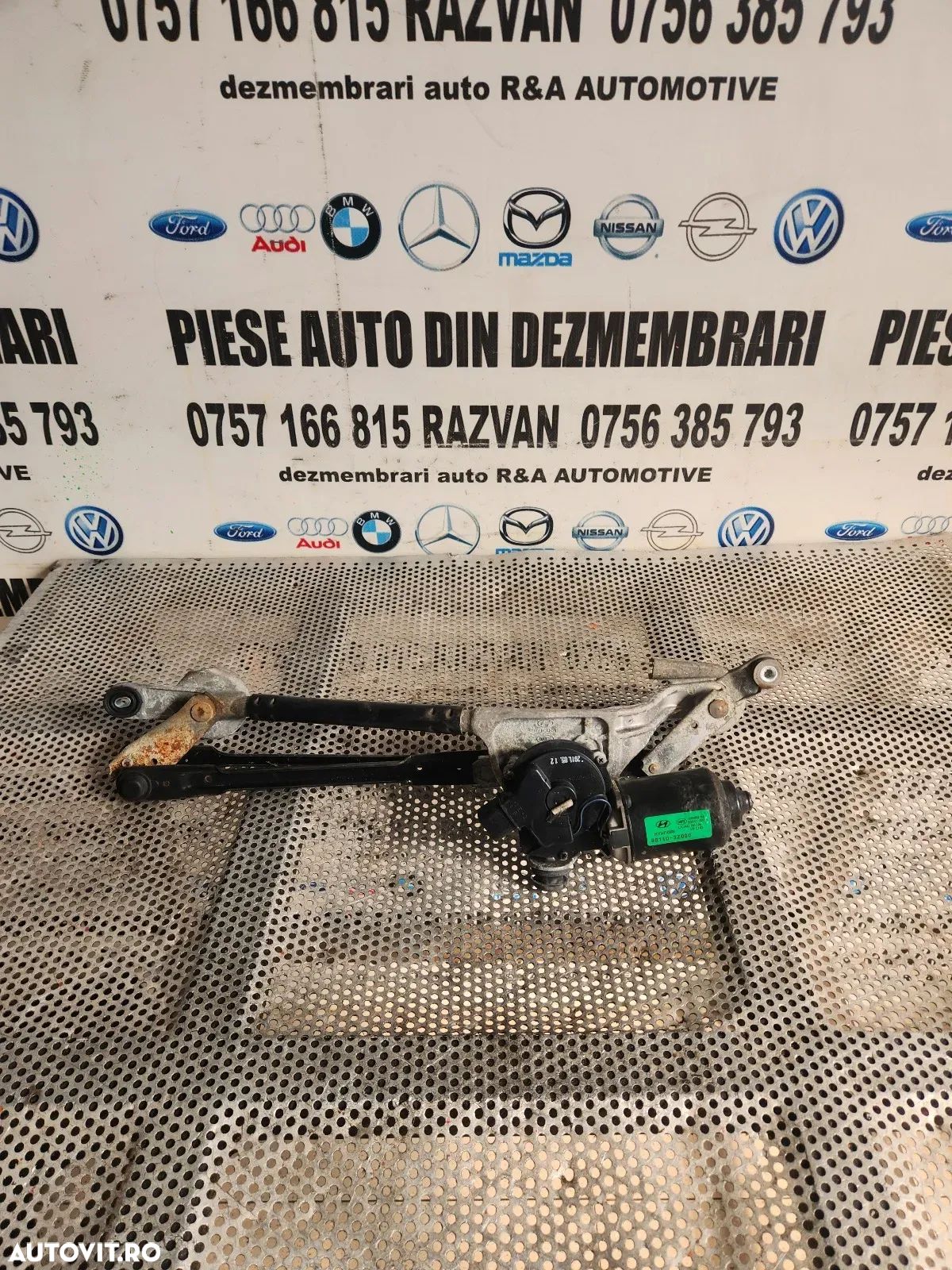 Ansamblu Motoras Stergatoare Hyundai I40 Volan Stanga An 2011-2012-2013-2014-2015-2016-2017 Cod -3Z - 1