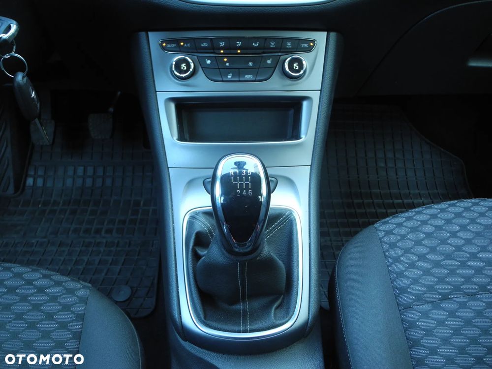 Opel Astra - 10