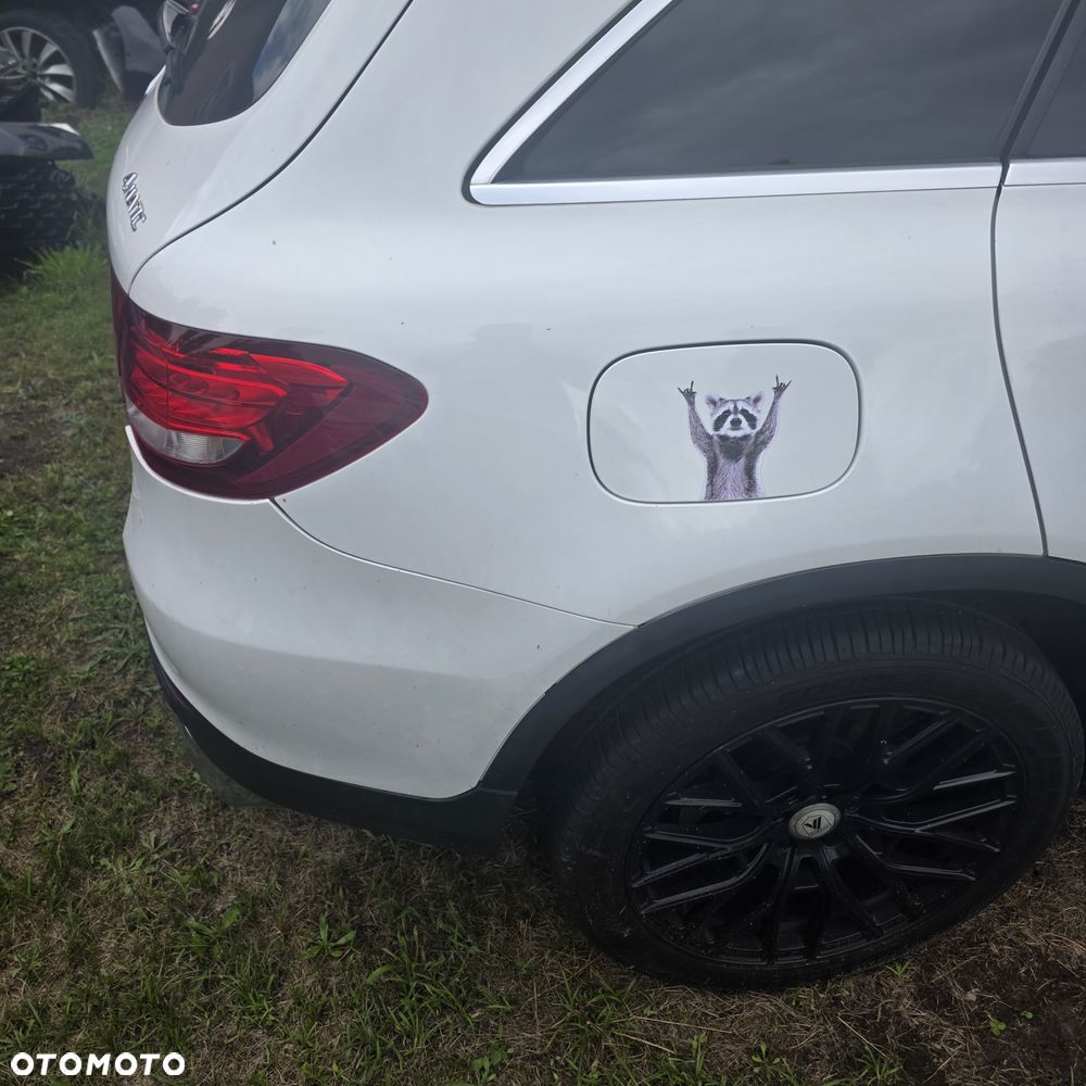 Mercedes-Benz GLC 300 4-Matic - 23