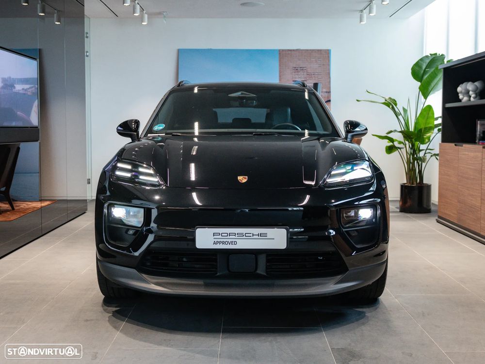 Porsche Macan Electric 4 - 2