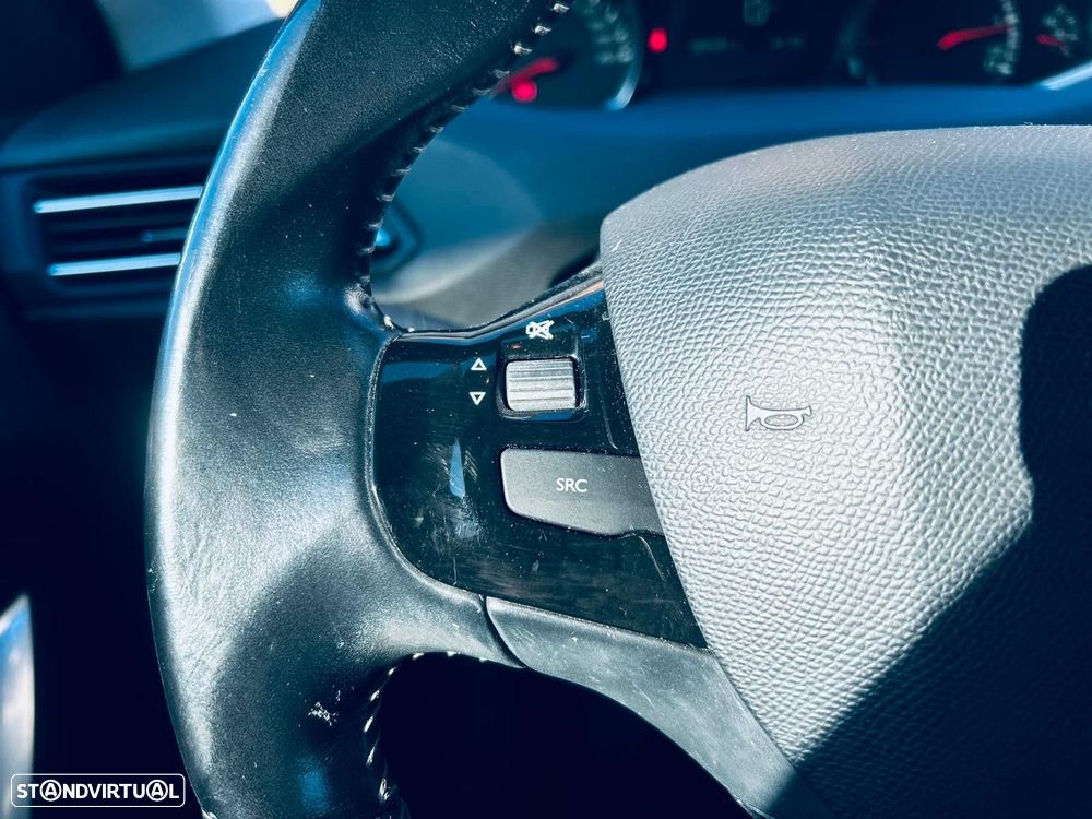 Peugeot 308 1.6 BlueHDi Allure - 24