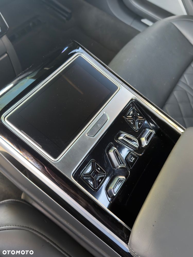 Audi A8 55 TFSI mHEV Quattro Tiptr - 11