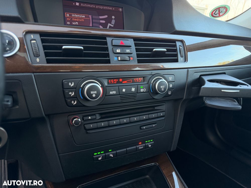 BMW Seria 3 320d DPF - 27