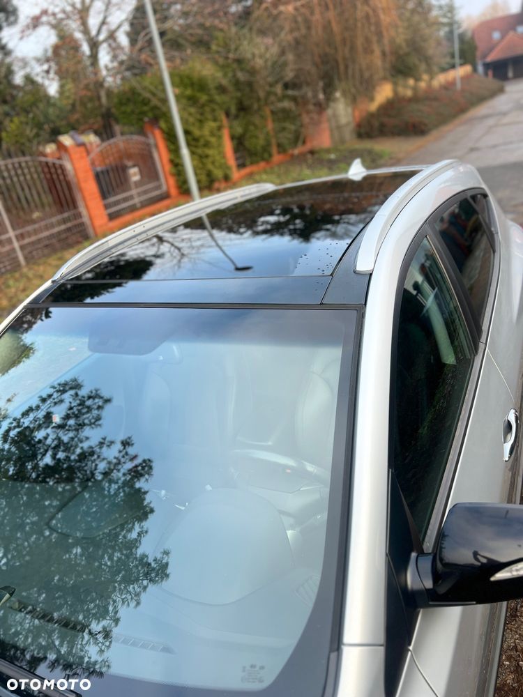 Hyundai ix35 2.0 CRDi 4WD Automatik Premium - 12